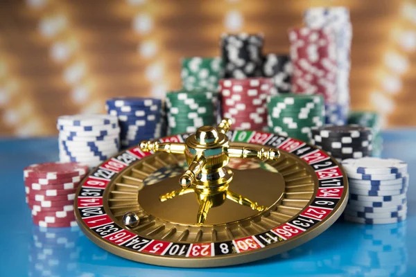 weitoto sportsbook, live casino, and slot games interface showing Liga 1, live tables, and Aviator